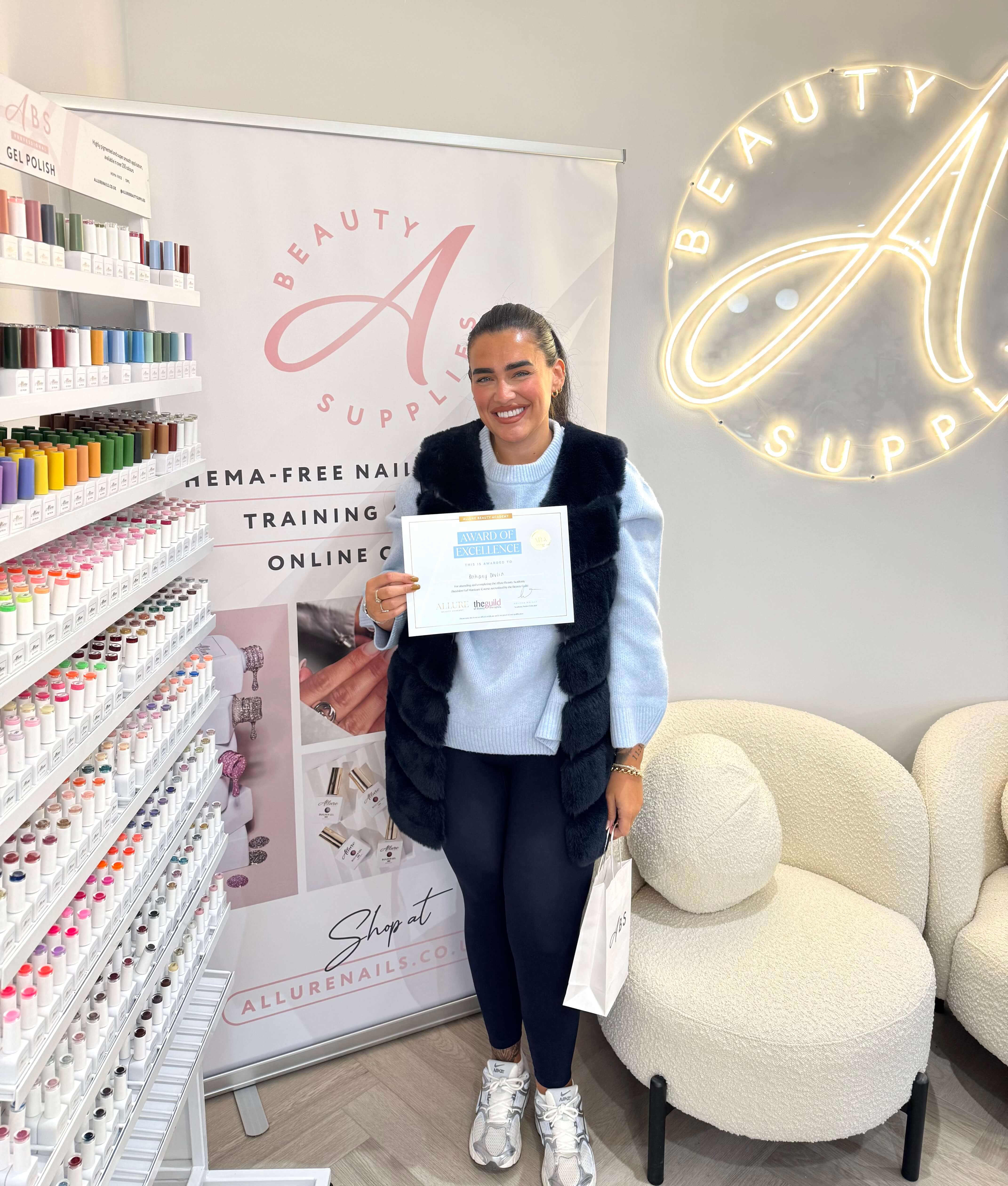 Builder Gel Accredited Course